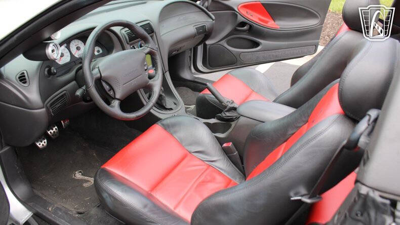 2003 Ford Mustang SVT Cobra