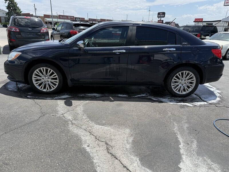 2012 Chrysler 200 Limited