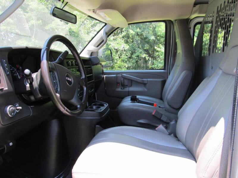 2022 GMC Savana 3500