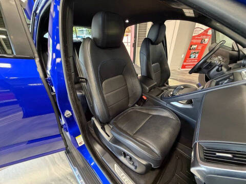 2019 Jaguar E-PACE P300 R-Dynamic SE
