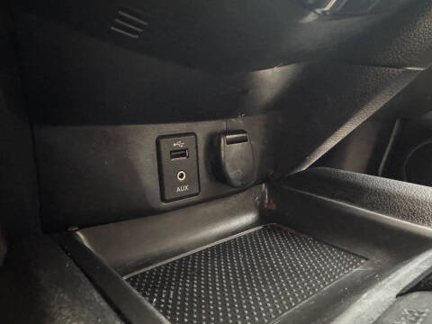 2017 Nissan Rogue Sport SV