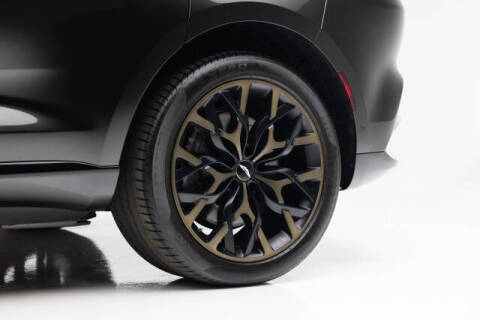 2021 Aston Martin DBX