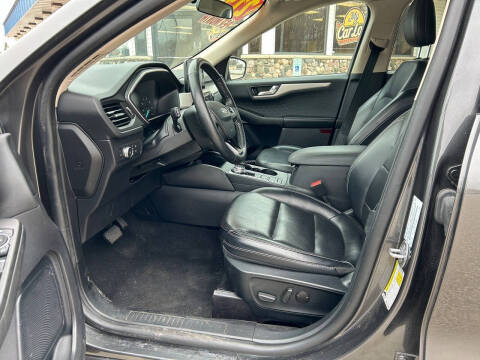 2020 Ford Escape SEL