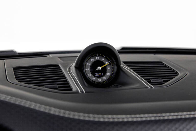 2024 Porsche 911 GT3 Touring