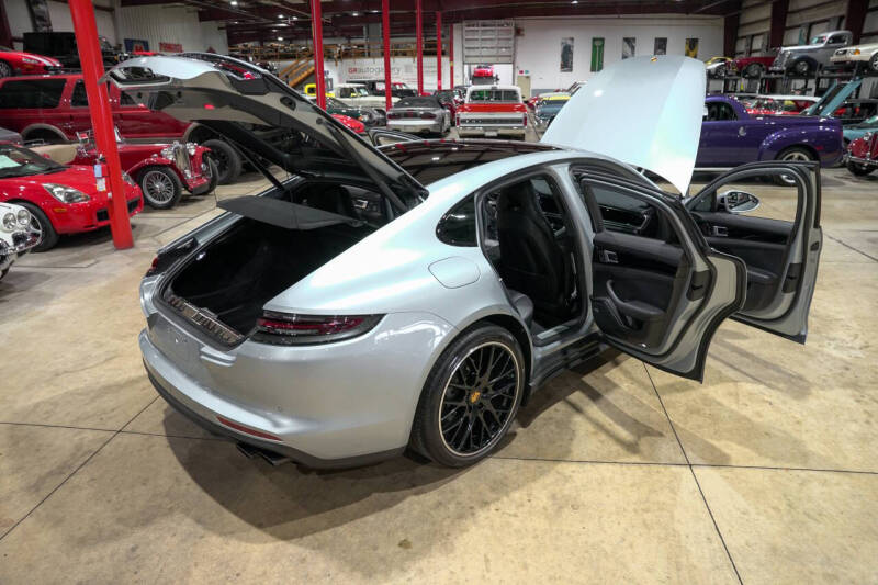 2018 Porsche Panamera 4S