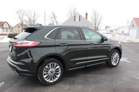2024 Ford Edge Titanium