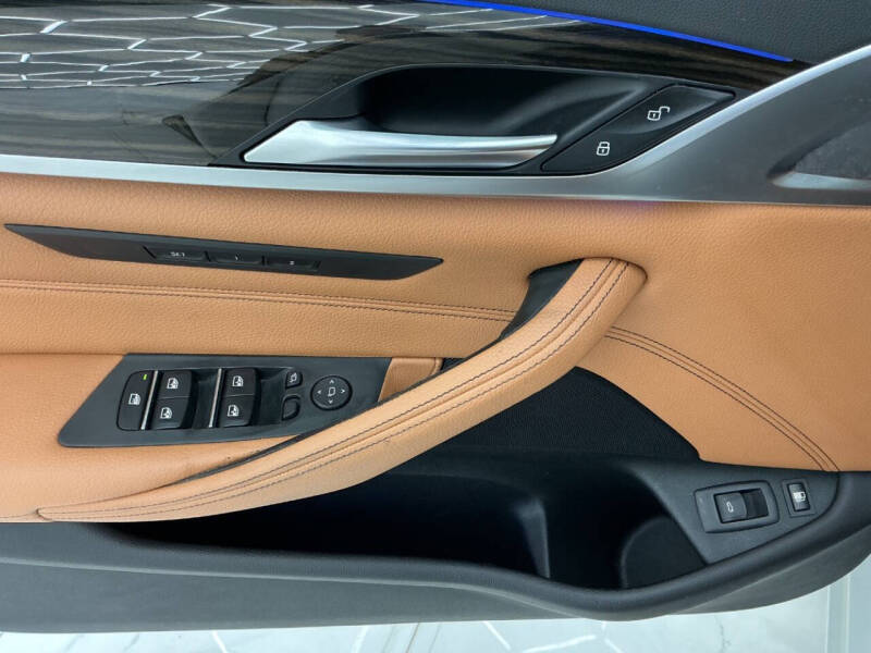 2018 BMW 5 Series 530e iPerformance