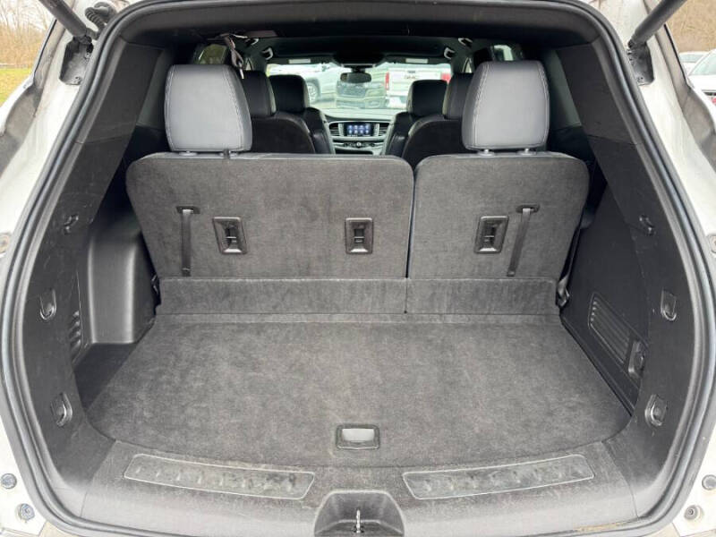 2022 Buick Enclave Essence
