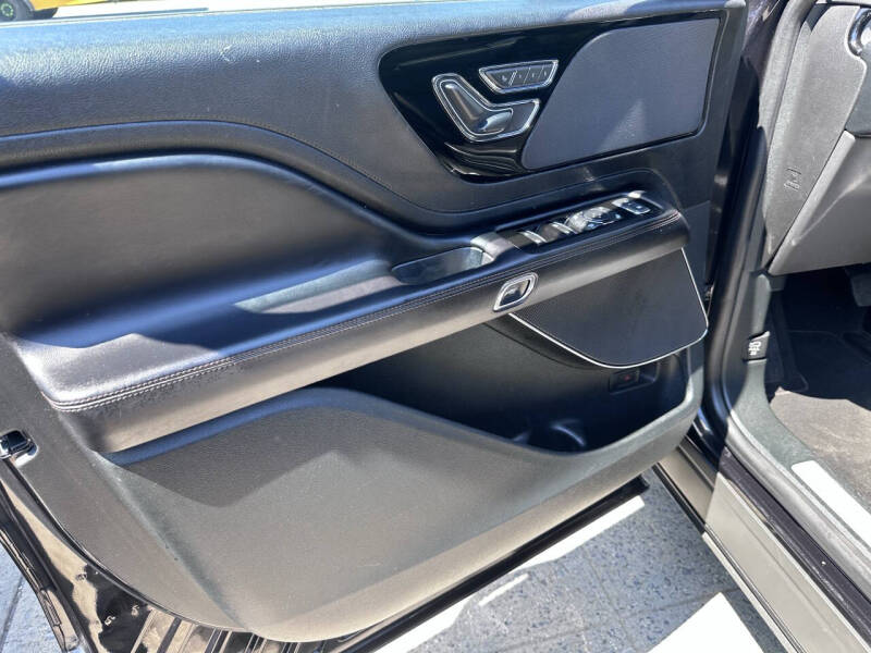 2024 Lincoln Aviator Livery