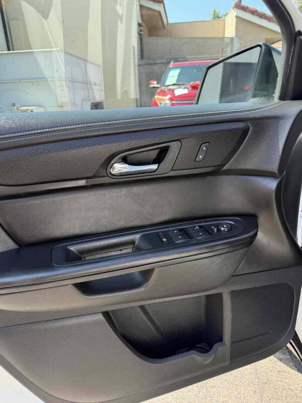 2016 GMC Acadia SLE-1