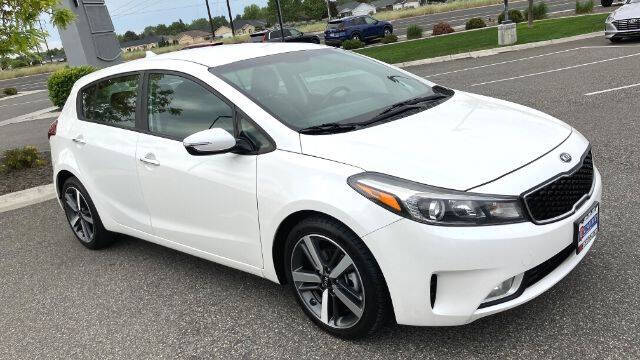 2017 Kia Forte5 EX