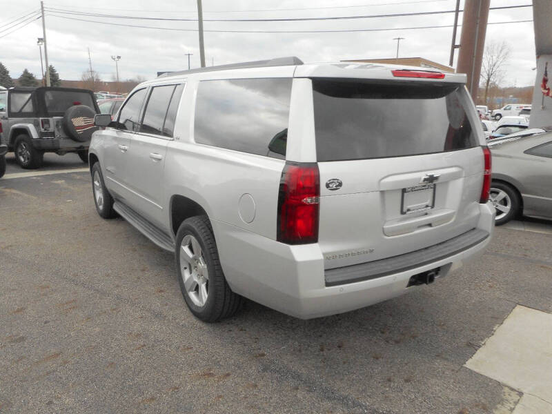 2016 Chevrolet Suburban LS