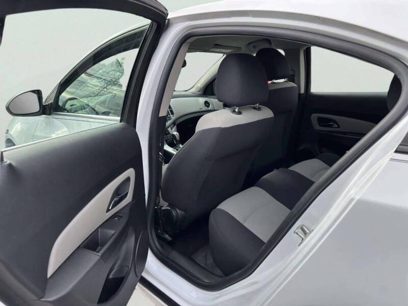 2012 Chevrolet Cruze LS