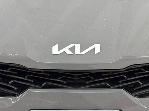 2023 Kia K5