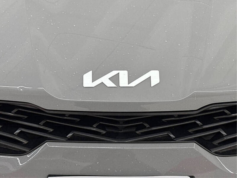 2023 Kia K5