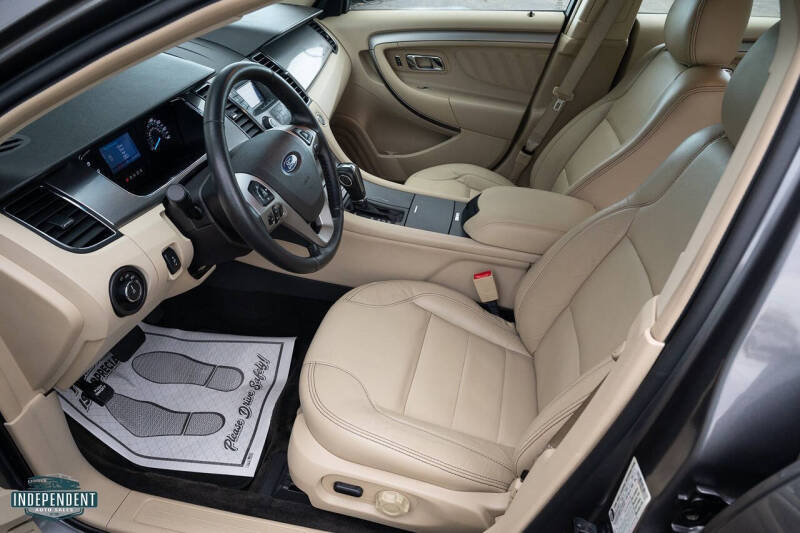 2013 Ford Taurus SEL