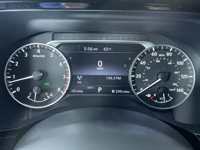 2025 Nissan Pathfinder SV