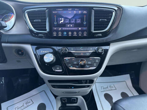 2018 Chrysler Pacifica Touring L Plus