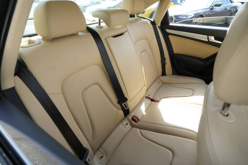 2015 Audi A4 2.0T quattro Premium Plus