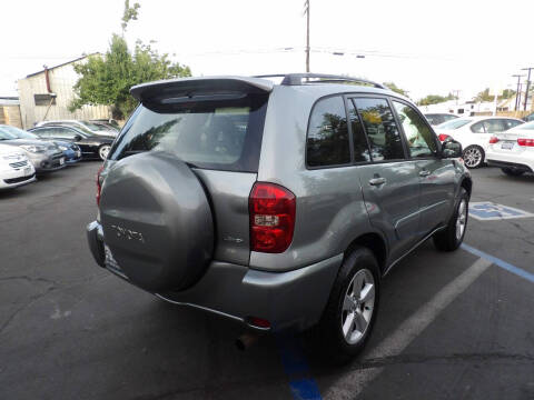 2005 Toyota RAV4