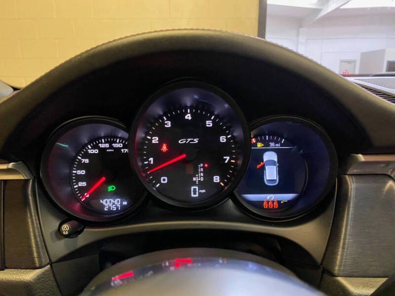 2021 Porsche Macan GTS