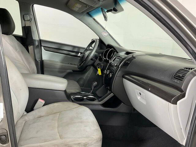 2013 Kia Sorento LX