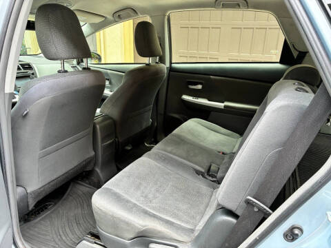 2014 Toyota Prius v Three