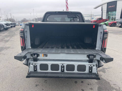 2024 GMC Sierra EV Denali Edition 1