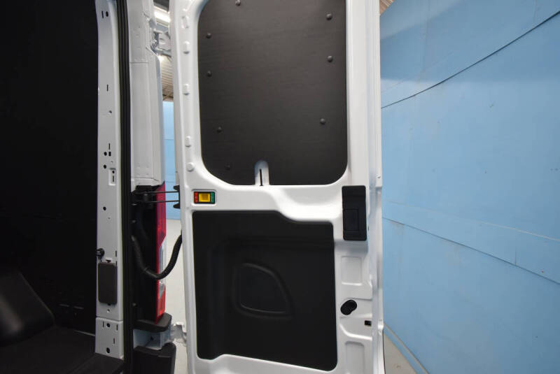 2026 Ford Transit 250