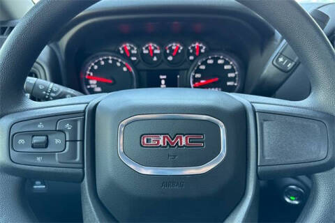 2025 GMC Sierra 1500 Pro