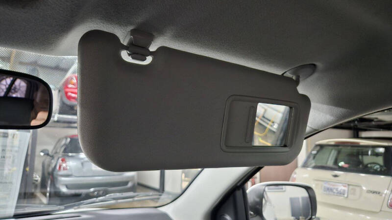 2009 Scion xD Base photo 28