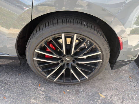 2024 Aston Martin DBX 707