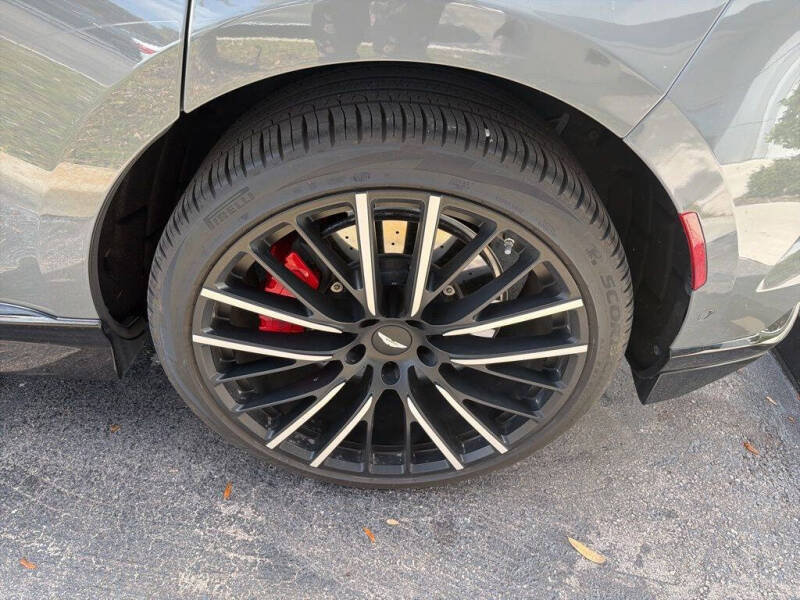 2024 Aston Martin DBX 707