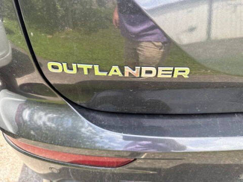 2025 Mitsubishi Outlander