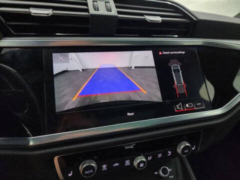 2023 Audi Q3 quattro S line Premium 45 TFSI