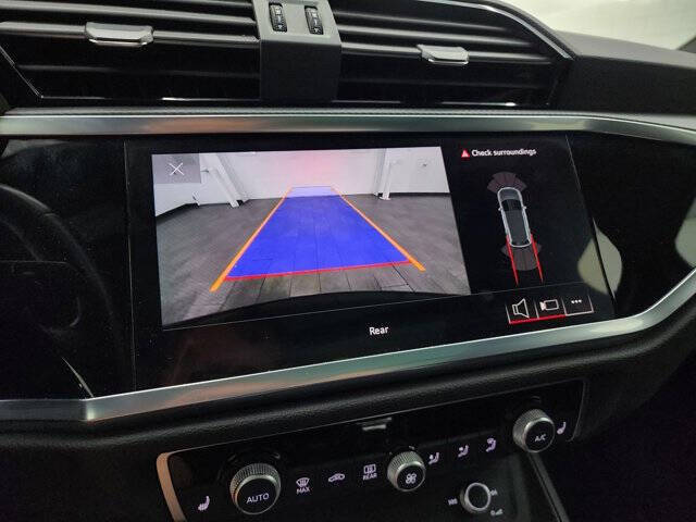 2023 Audi Q3 quattro S line Premium 45 TFSI