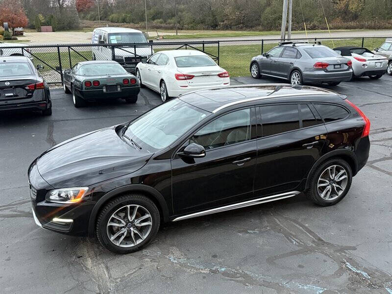 2017 Volvo V60 Cross Country T5 Premier