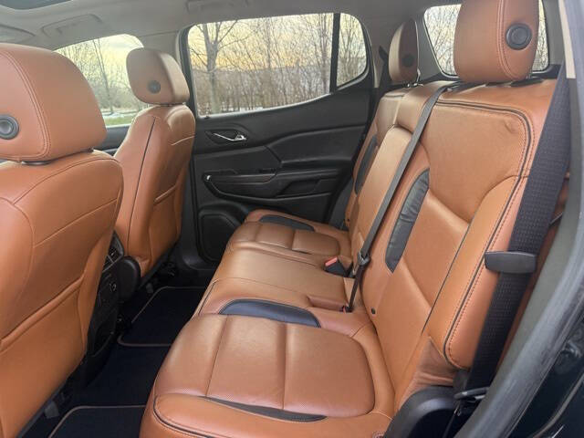 2017 GMC Acadia SLT-1