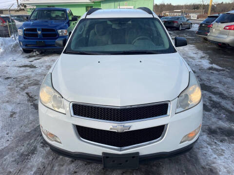 2011 Chevrolet Traverse LS