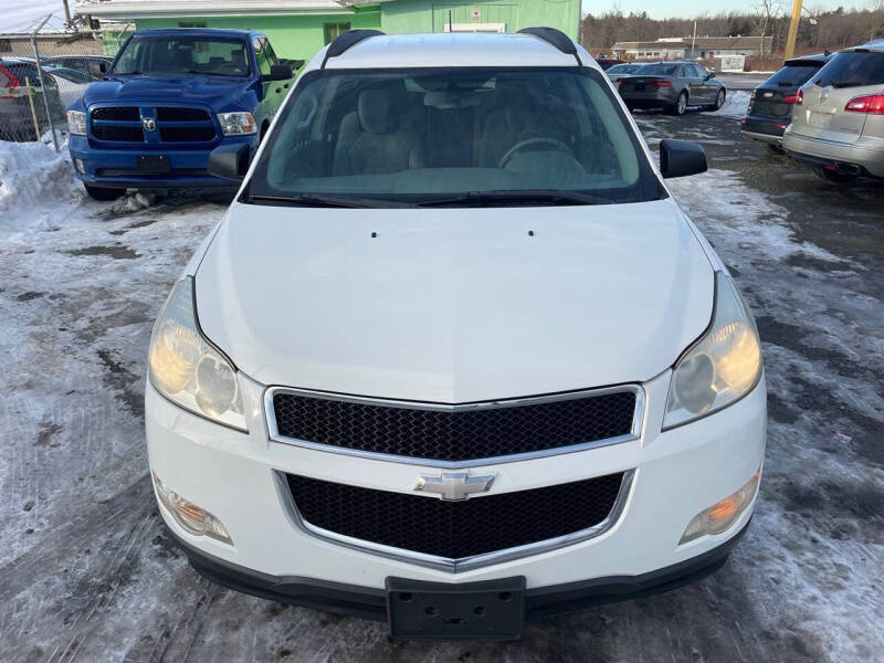 2011 Chevrolet Traverse LS