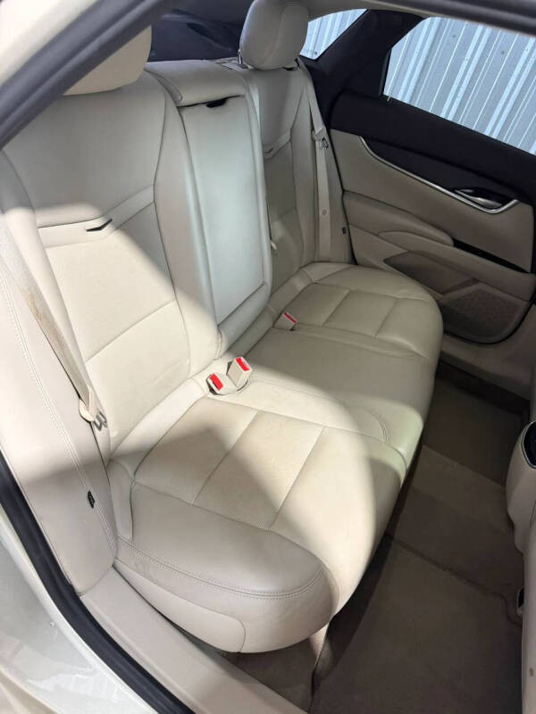 2015 Cadillac XTS Standard