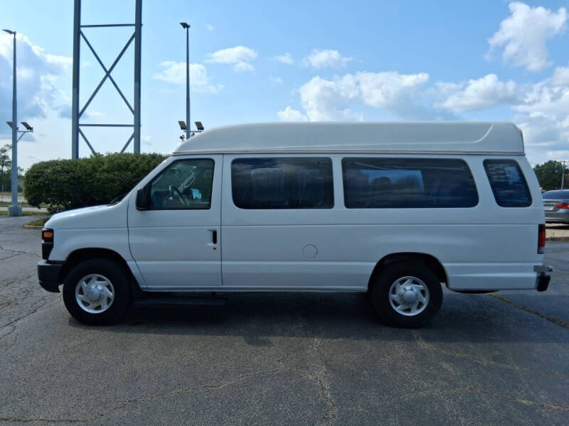 2009 Ford E-Series E-250