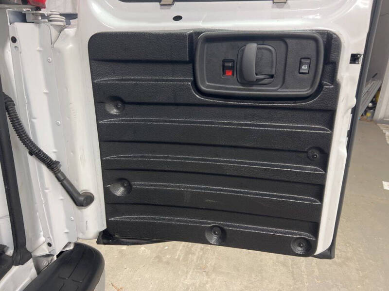 2024 Chevrolet Express 2500