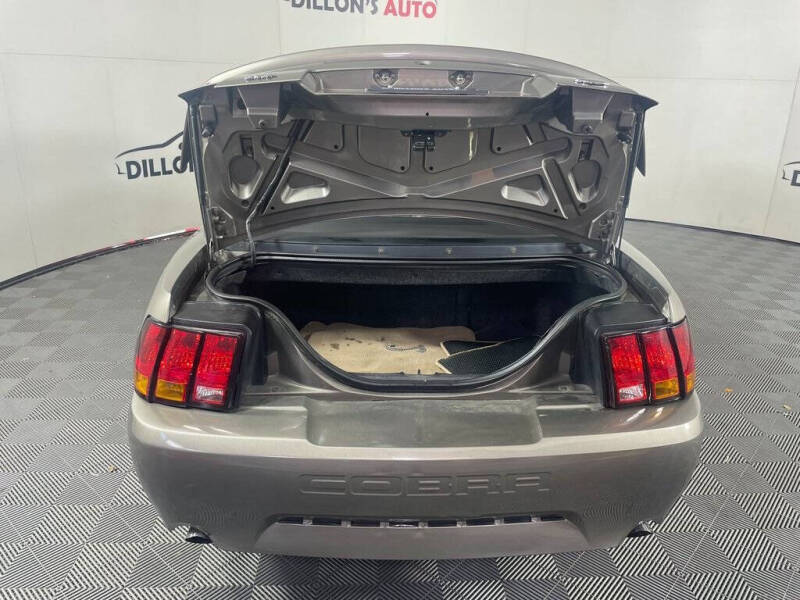 2001 Ford Mustang SVT Cobra