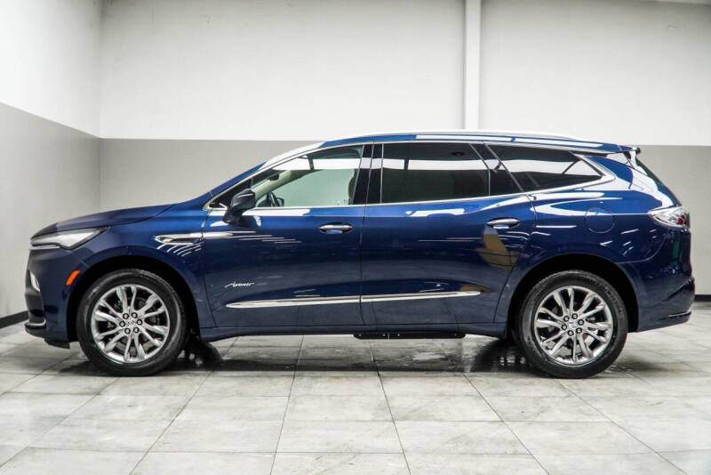2023 Buick Enclave Avenir