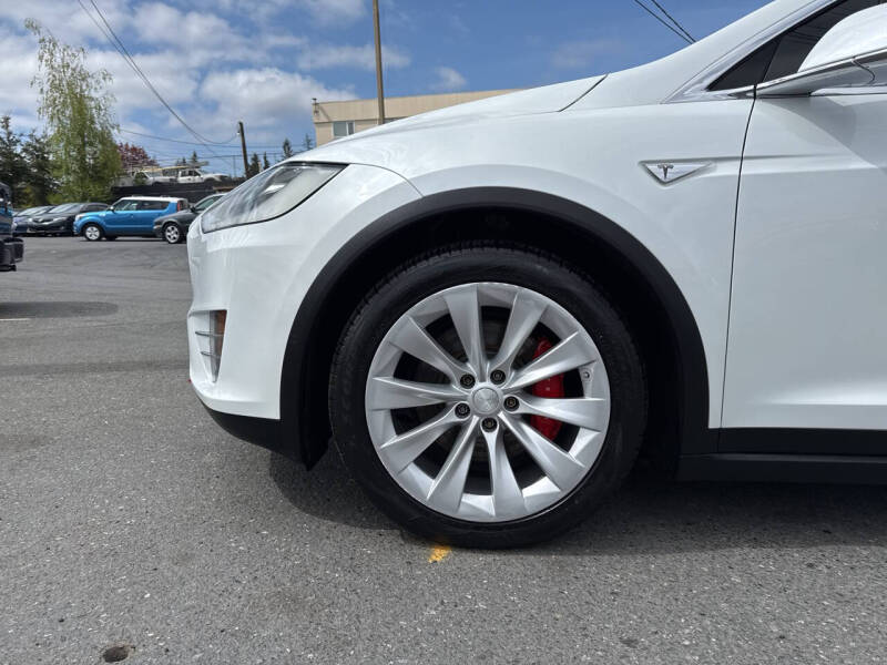 Used 2016 Tesla Model X P90D with VIN 5YJXCBE46GF000559 for sale in Edmonds, WA