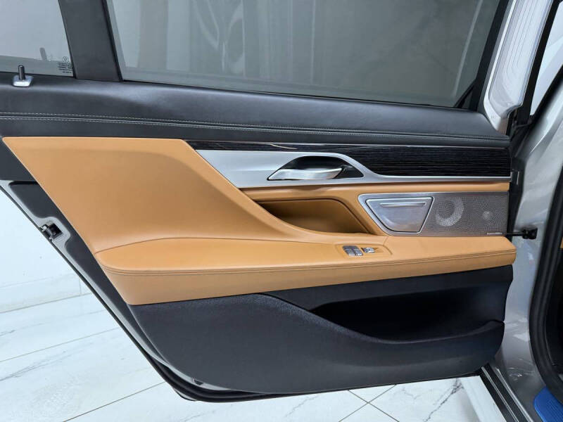 2021 BMW 7 Series 750i xDrive