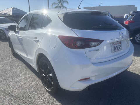 2017 Mazda MAZDA3 Touring 2.5