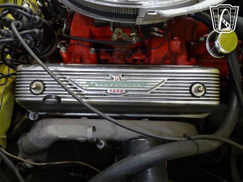 1957 Ford Thunderbird