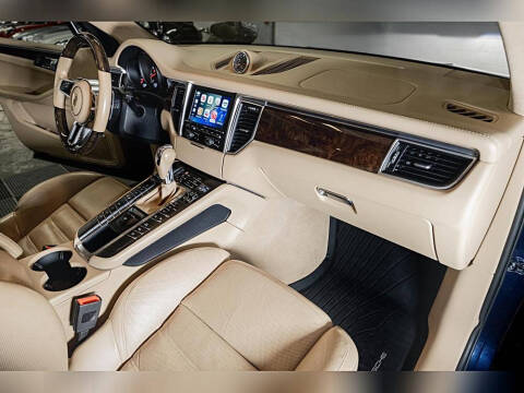 2015 Porsche Macan S